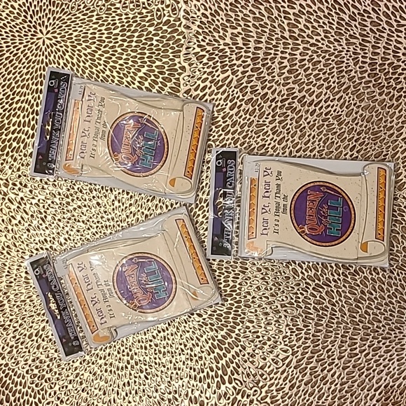 Amscan "Queen of the Hill" Adult Female Birthday Celebration Paperware 414 pcs - Picture 11 of 14